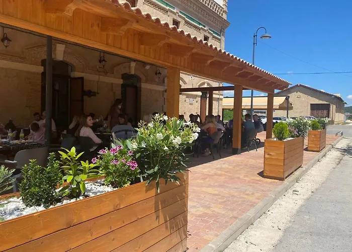 Hotel cerca del colegio: Albergue La Estación